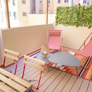 https://teatro-suites-mlaga-playa.1costadelsol.com