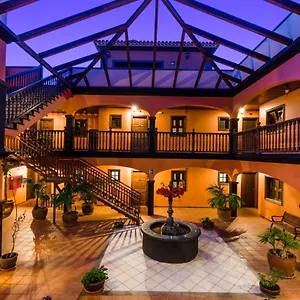 Residencial El Conde #1 Apartment