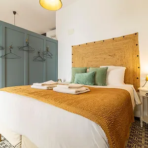 https://entre-bodegas-jerez.es-andalucia.com
